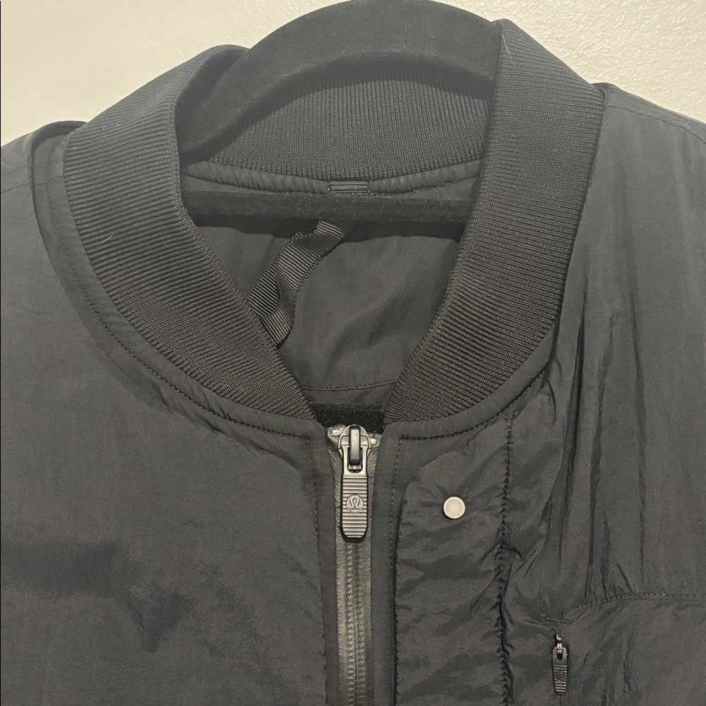 Lululemon 3-in-1 Insulated Bomber size 8 RARE - Picture 10 of 12